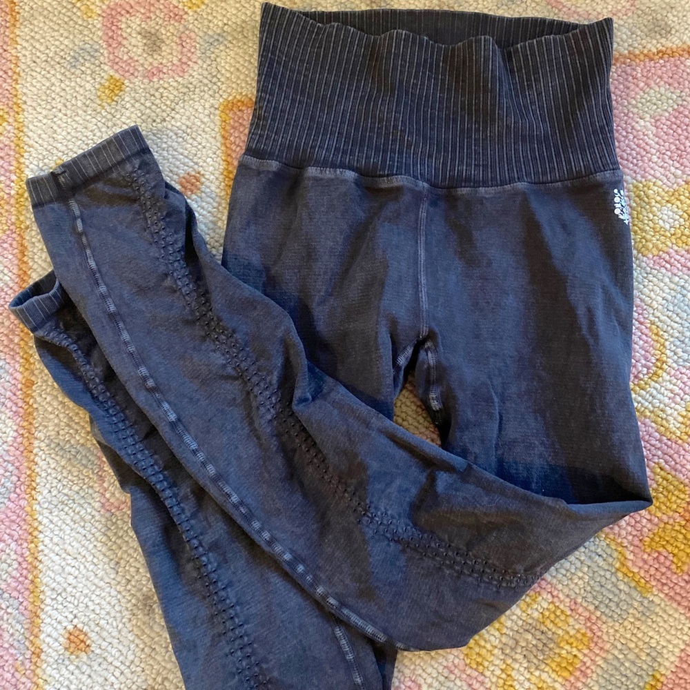 FREE PEOPLE Good Karma Black Leggings